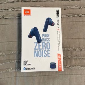 NEW! JBL Tune230NC Bluetooth Earbuds